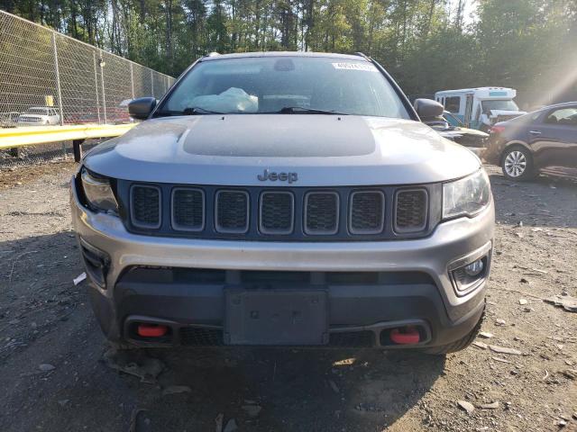 3C4NJDDB7HT624074 - 2017 JEEP COMPASS TRAILHAWK SILVER photo 5