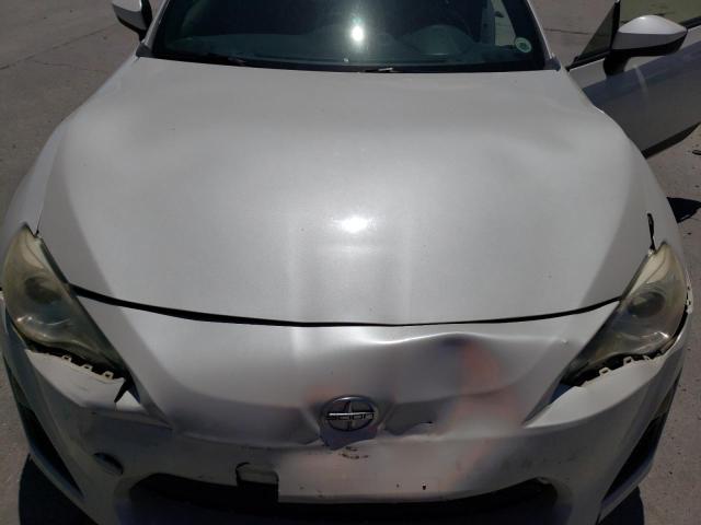 JF1ZNAA14D2701985 - 2013 TOYOTA SCION FR-S WHITE photo 11
