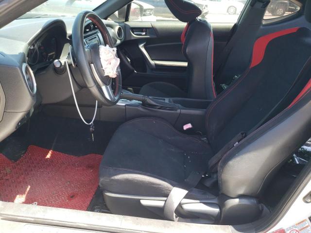 JF1ZNAA14D2701985 - 2013 TOYOTA SCION FR-S WHITE photo 7