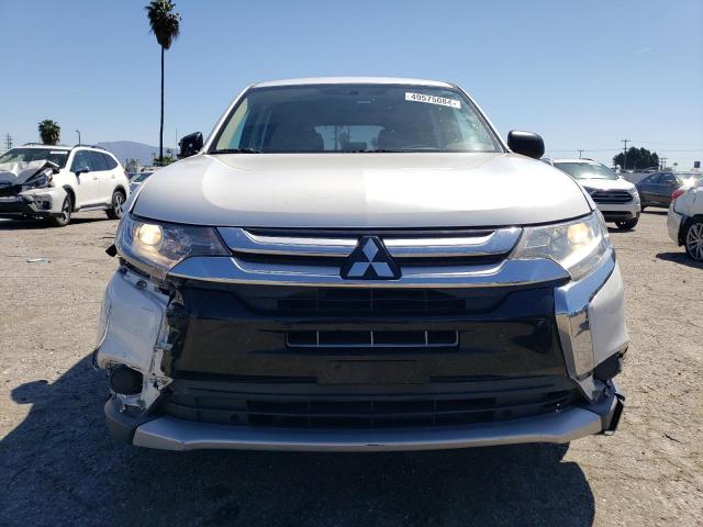 JA4AD2A31HZ013449 - 2017 MITSUBISHI OUTLANDER ES WHITE photo 5