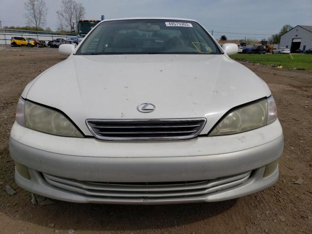 JT8BF28G2Y5096912 - 2000 LEXUS ES 300 WHITE photo 5