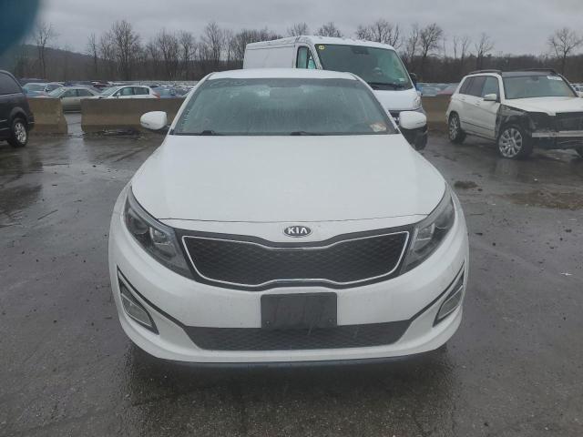 5XXGM4A74FG484560 - 2015 KIA OPTIMA LX WHITE photo 5