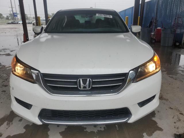 1HGCR2F31FA182084 - 2015 HONDA ACCORD LX WHITE photo 5