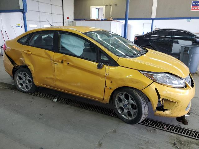 3FADP4CJ5CM173884 - 2012 FORD FIESTA SEL YELLOW photo 4