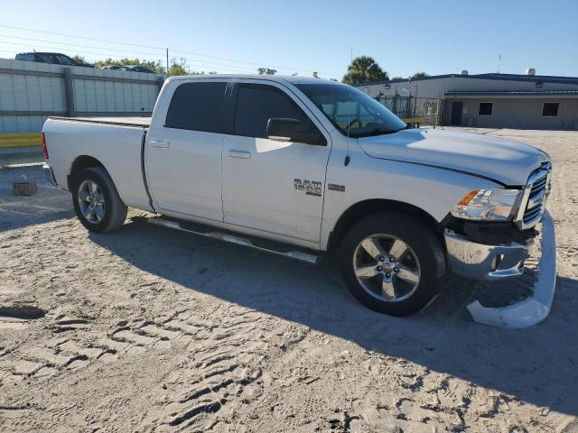 1C6RR6TT5KS686699 - 2019 RAM 1500 CLASS SLT თეთრი ფოტო 4