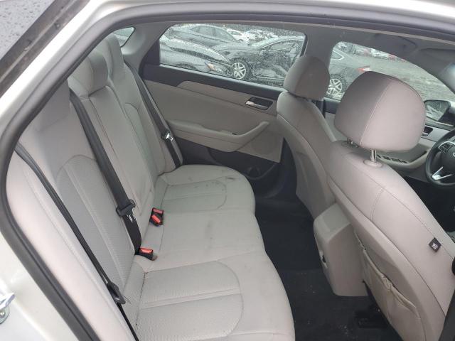 5NPE24AF4KH794856 - 2019 HYUNDAI SONATA SE SILVER photo 10