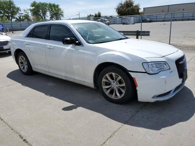 2C3CCAAGXGH252662 - 2016 CHRYSLER 300 LIMITED WHITE photo 4