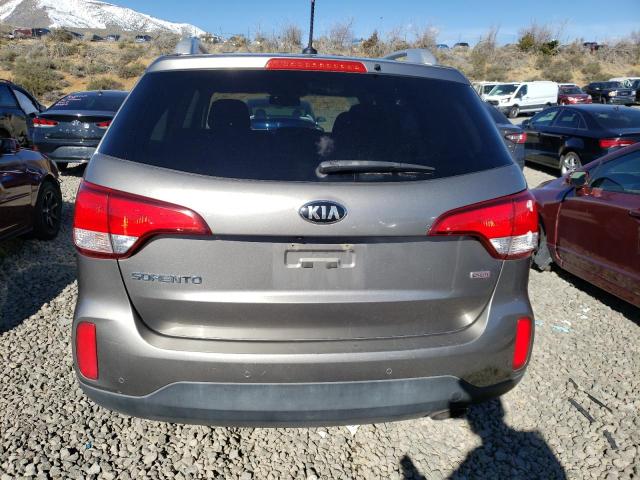 5XYKTCA65EG496628 - 2014 KIA SORENTO LX GRAY photo 6