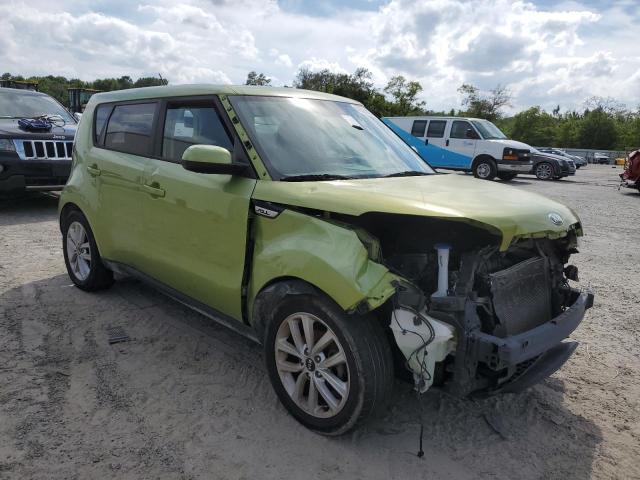 KNDJP3A59H7877276 - 2017 KIA SOUL + GREEN photo 4