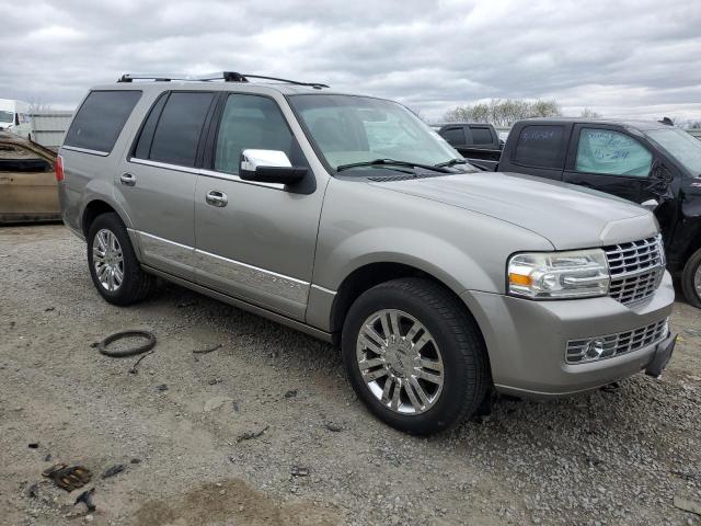 5LMFU28548LJ12944 - 2008 LINCOLN NAVIGATOR ვერცხლისფერი ფოტო 4