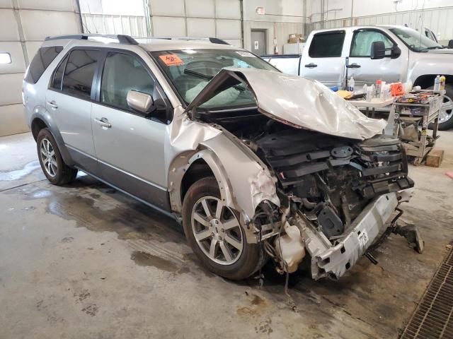 1FMDK02W08GA06022 - 2008 FORD TAURUS X SEL SILVER photo 4