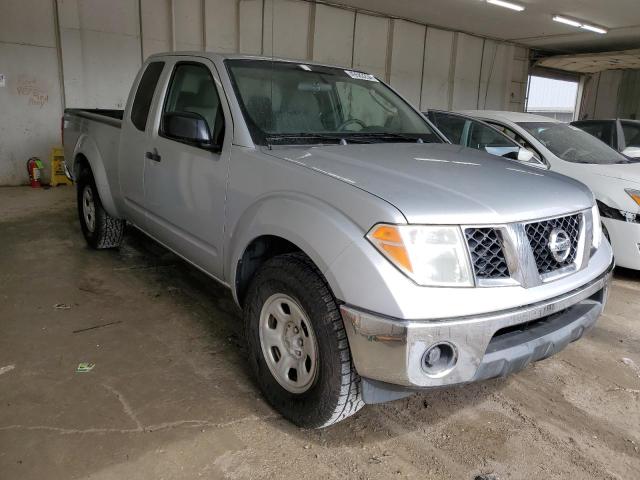 1N6BD06T57C442020 - 2007 NISSAN FRONTIER KING CAB XE SILVER photo 4