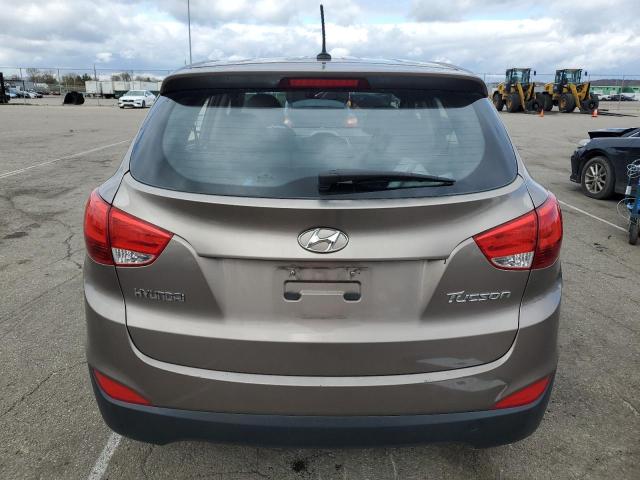 KM8JT3AC8AU110757 - 2010 HYUNDAI TUCSON GLS TAN photo 6