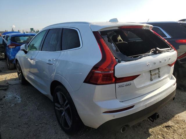 YV4102DK7M1841614 - 2021 VOLVO XC60 T5 MOMENTUM WHITE photo 2