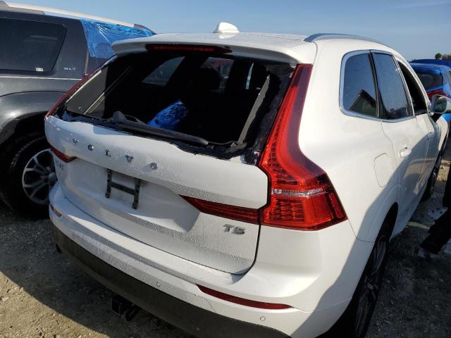 YV4102DK7M1841614 - 2021 VOLVO XC60 T5 MOMENTUM WHITE photo 6