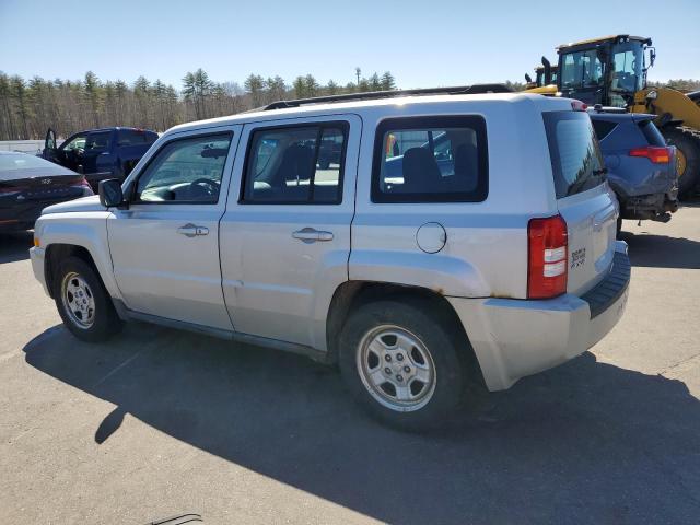 1J4NF2GB9AD608577 - 2010 JEEP PATRIOT SPORT SILVER photo 2