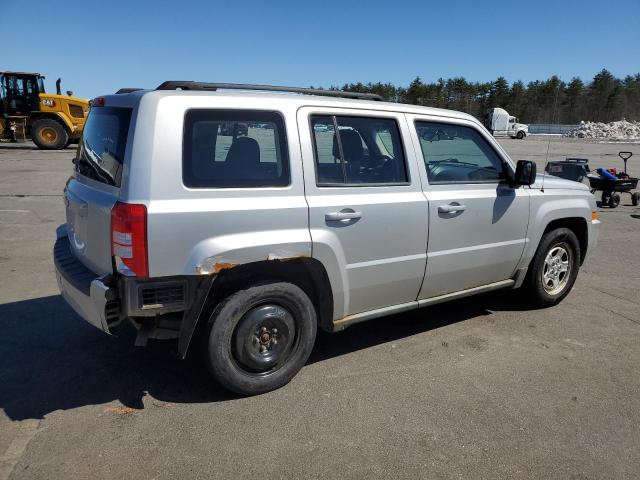 1J4NF2GB9AD608577 - 2010 JEEP PATRIOT SPORT SILVER photo 3