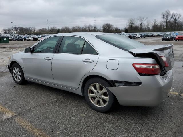 4T4BE46KX9R129218 - 2009 TOYOTA CAMRY BASE SILVER photo 2