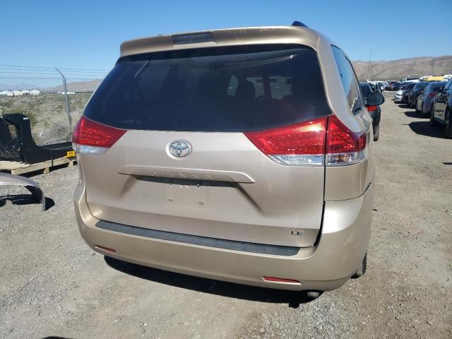 5TDKK3DC9DS394156 - 2013 TOYOTA SIENNA LE GOLD photo 6