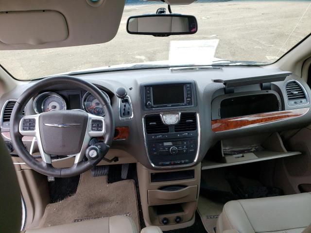 2C4RC1BG6GR156039 - 2016 CHRYSLER TOWN & COU TOURING WHITE photo 8