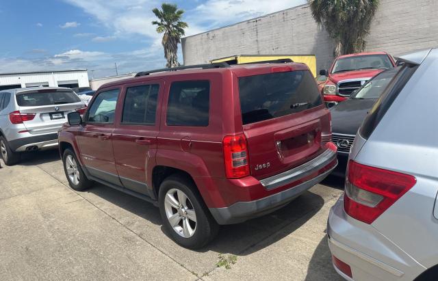 1C4NJPBB4CD592381 - 2012 JEEP PATRIOT SPORT RED photo 3