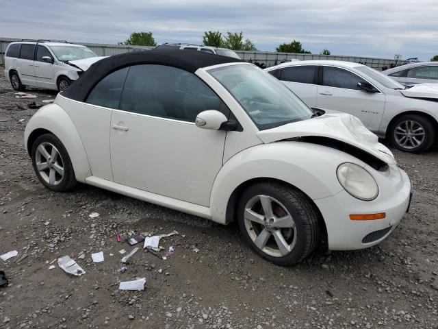 3VWFF31Y57M411574 - 2007 VOLKSWAGEN NEW BEETLE TRIPLE WHITE WHITE photo 4