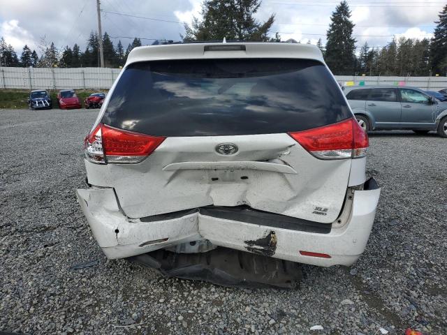 5TDDK3DC3CS035263 - 2012 TOYOTA SIENNA XLE WHITE photo 6