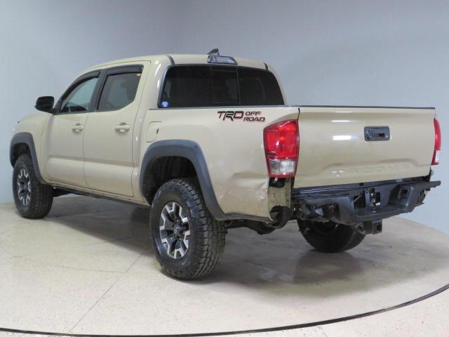 3TMAZ5CN2HM049675 - 2017 TOYOTA TACOMA DOUBLE CAB TAN photo 4