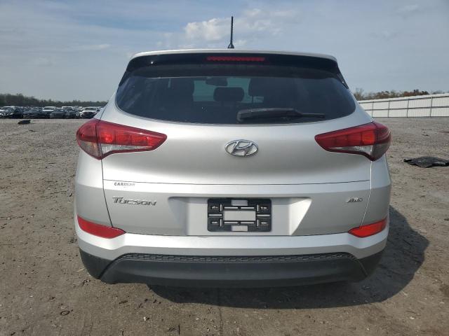 KM8J2CA44JU719663 - 2018 HYUNDAI TUCSON SE SILVER photo 6