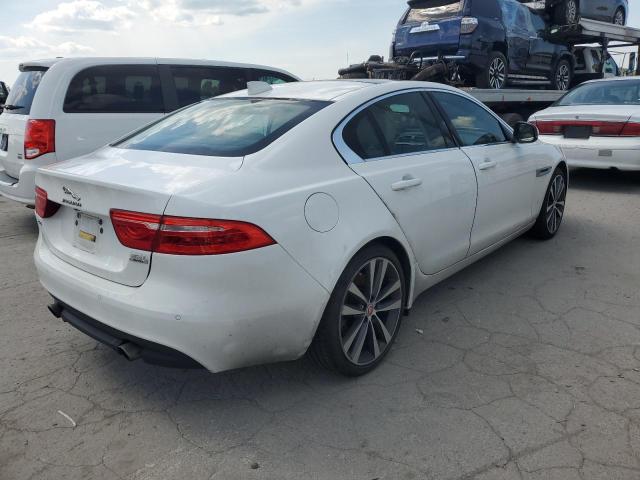 SAJAK4BV3HA949497 - 2017 JAGUAR XE PRESTIGE WHITE photo 3