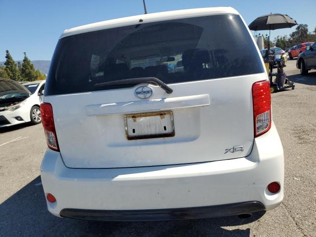 JTLZE4FE2DJ041205 - 2013 TOYOTA SCION XB WHITE photo 6