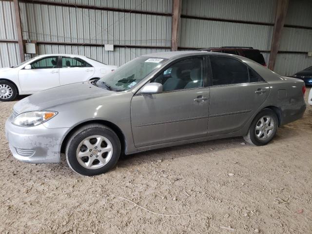 JTDBE32K963043723 - 2006 TOYOTA CAMRY LE SILVER photo 1