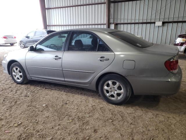 JTDBE32K963043723 - 2006 TOYOTA CAMRY LE SILVER photo 2