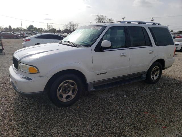 5LMEU27R82LJ08774 - 2002 LINCOLN NAVIGATOR 白色 照片 1