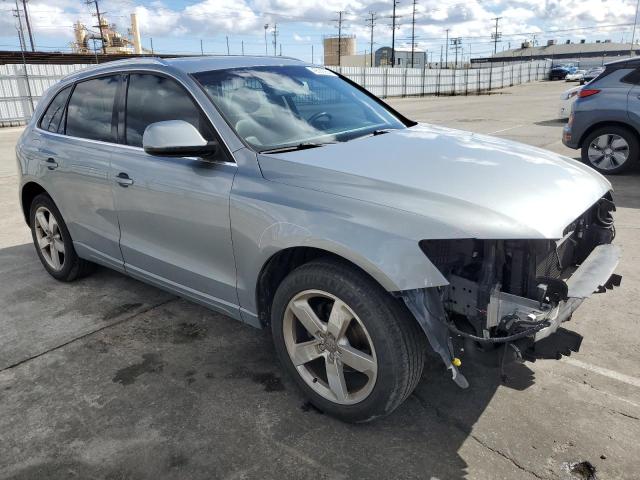 WA1LFAFP2BA080754 - 2011 AUDI Q5 PREMIUM PLUS SILVER photo 4