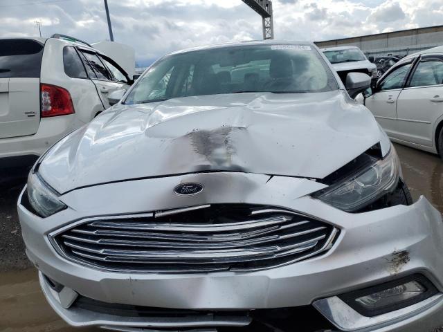 3FA6P0LUXHR230263 - 2017 FORD FUSION SE HYBRID SILVER photo 5