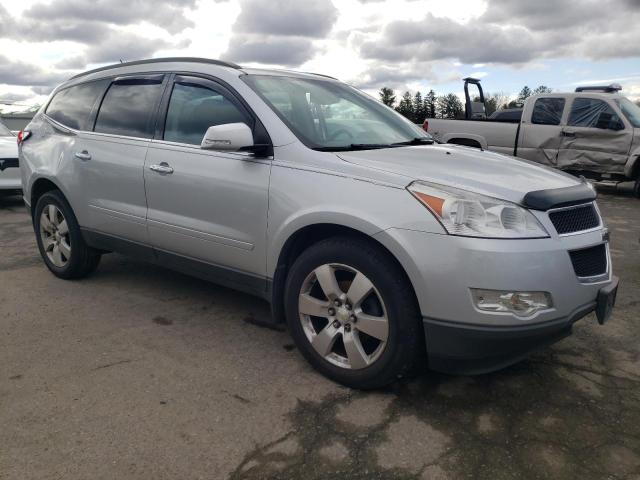 1GNKVGED4CJ282681 - 2012 CHEVROLET TRAVERSE LT SILVER photo 4