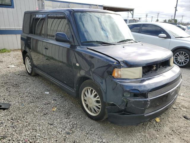 JTLKT324040140920 - 2004 TOYOTA SCION XB BLUE photo 4