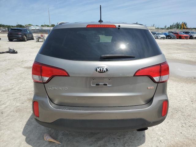 5XYKT3A67FG644926 - 2015 KIA SORENTO LX GRAY photo 6