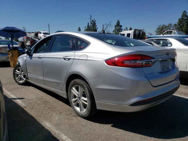 3FA6P0LUXJR281235 - 2018 FORD FUSION SE HYBRID SILVER photo 2