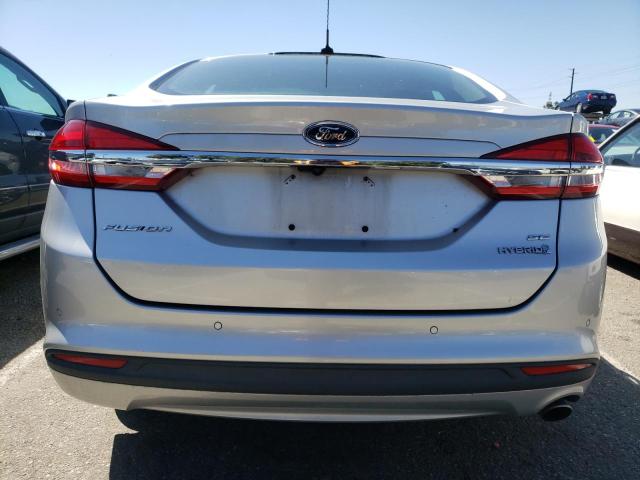 3FA6P0LUXJR281235 - 2018 FORD FUSION SE HYBRID SILVER photo 6