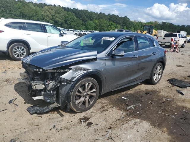 SJKCH5CP6JA057579 - 2018 INFINITI QX30 BASE GRAY photo 1