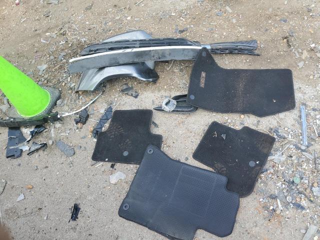 SJKCH5CP6JA057579 - 2018 INFINITI QX30 BASE GRAY photo 12