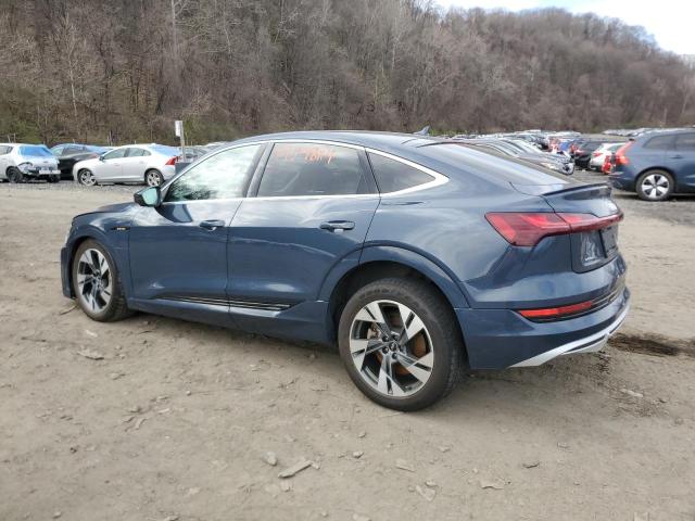 WA13AAGE0MB019623 - 2021 AUDI E-TRON SPORTBACK PRESTIGE BLUE photo 2