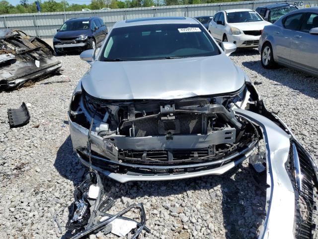 1G4ZP5SS0HU166095 - 2017 BUICK LACROSSE ESSENCE 银色 照片 5