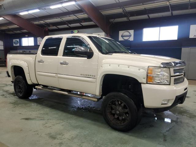 3GCPKTE76DG212337 - 2013 CHEVROLET SILVERADO K1500 LTZ WHITE photo 4