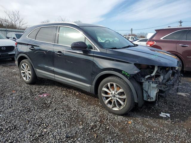 5LMCJ2D92HUL01770 - 2017 LINCOLN MKC SELECT BLACK photo 4