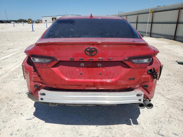4T1G11AK6RU210394 - 2024 TOYOTA CAMRY SE NIGHT SHADE RED photo 6