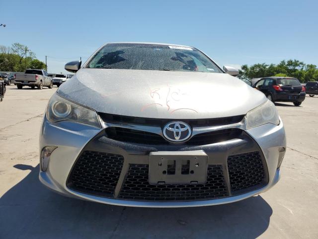 4T1BF1FK0HU785092 - 2017 TOYOTA CAMRY LE SILVER photo 5