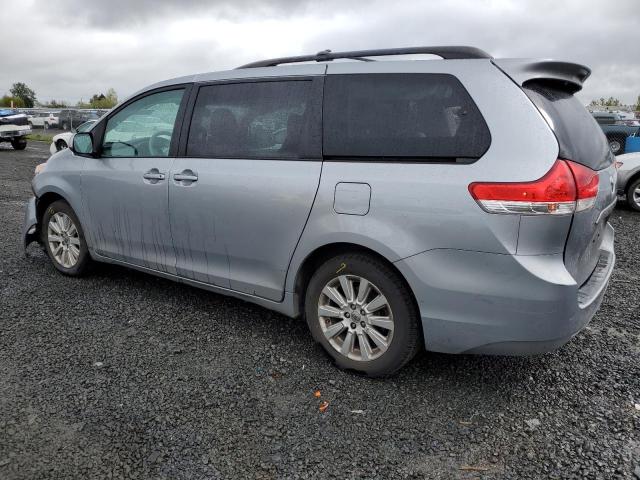 5TDJK3DC7DS059134 - 2013 TOYOTA SIENNA LE SILVER photo 2